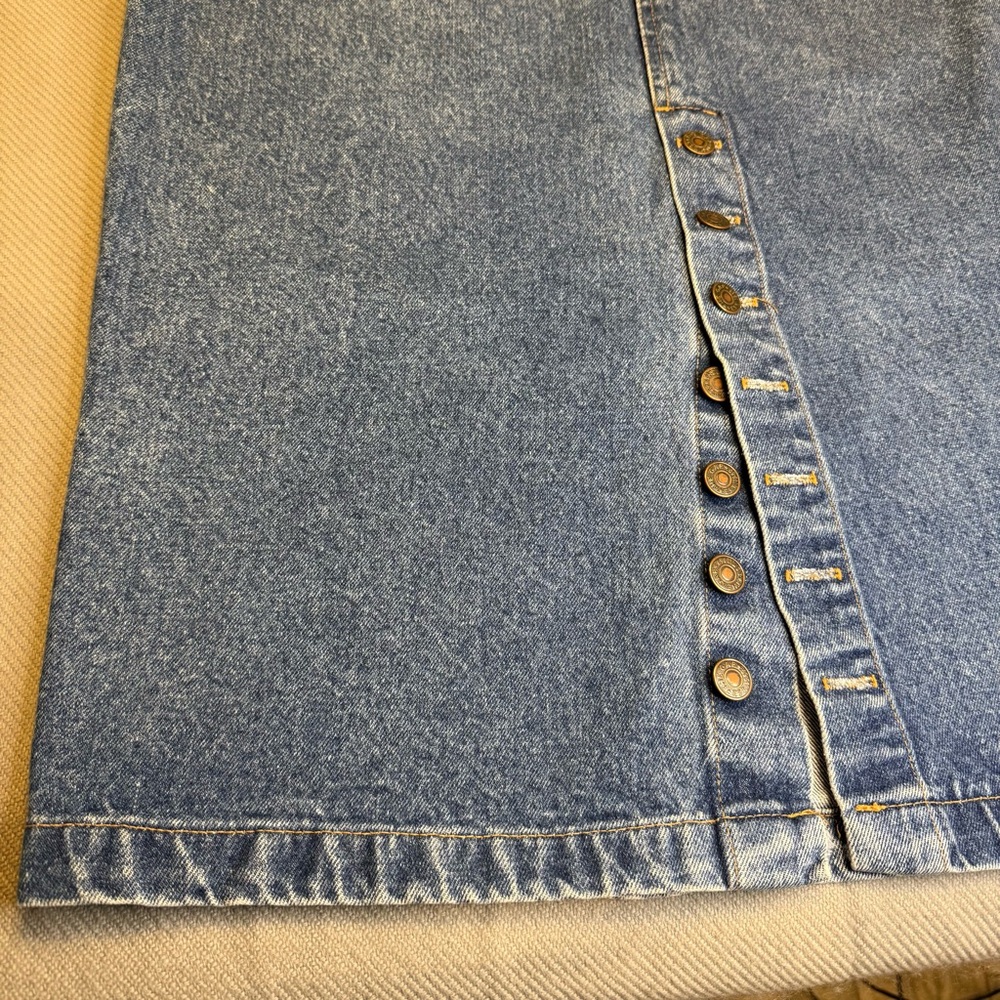 GAP Denim Skirt VINTAGE 80/90s 100% Cotton, USA made Button Back Detail Women's - Picture 12 of 16